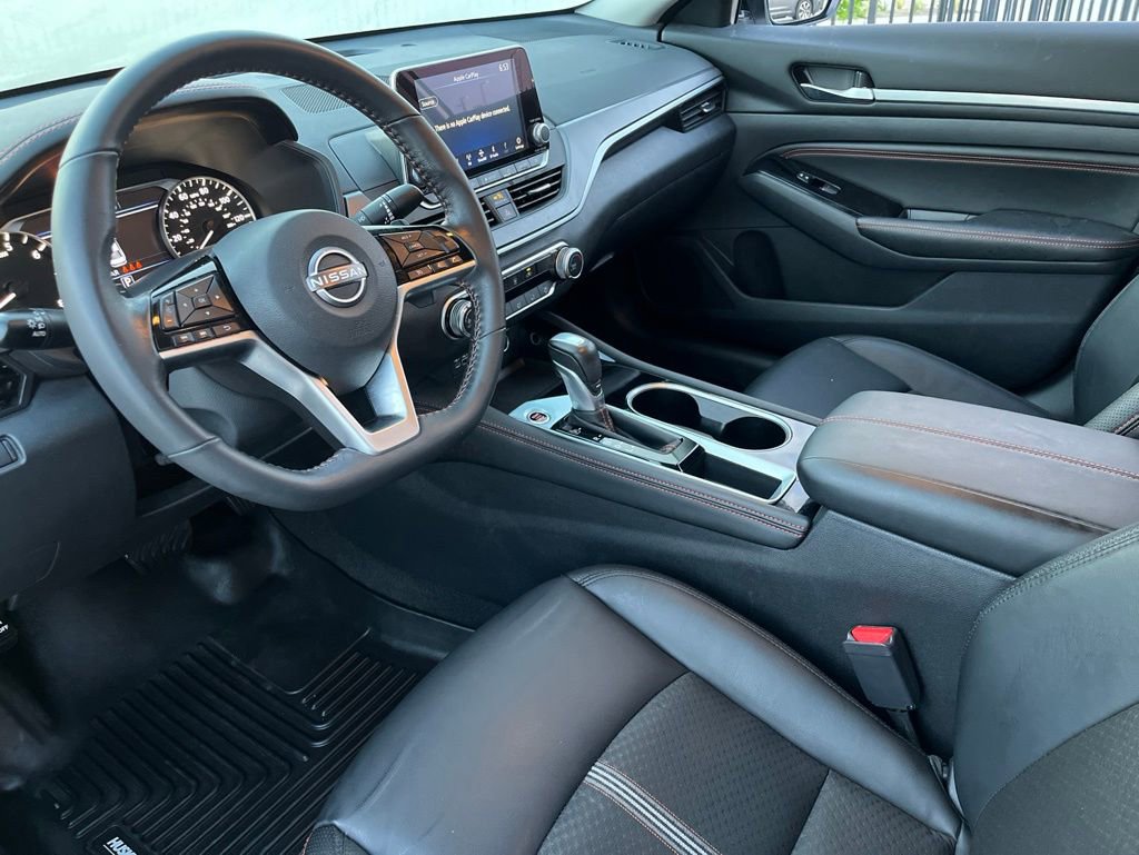 Used 2023 Nissan Altima 2.5 SR FWD image 19