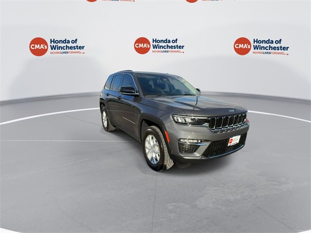 Used 2023 Jeep Grand Cherokee Limited w/ Luxury Tech Group II image 2