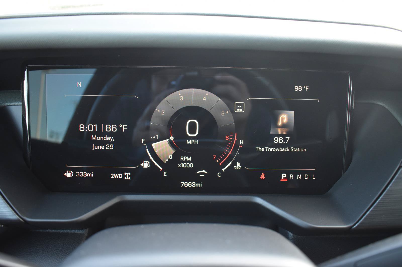 Used 2026 GMC Acadia AT4 w/ Luxury Package AWD/4WD image 32