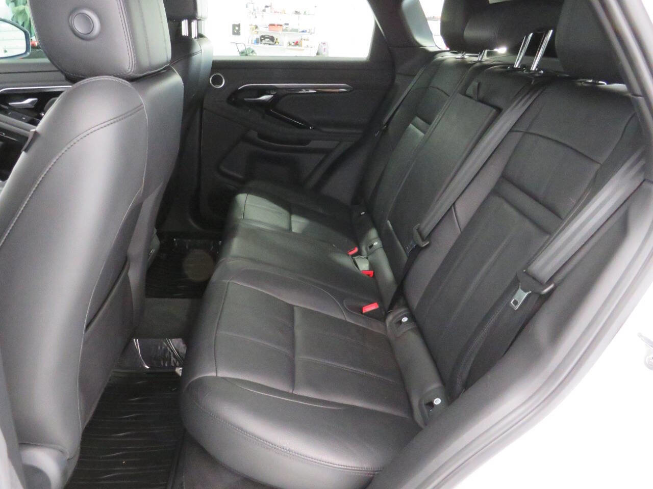 Used 2020 Land Rover Range Rover Evoque R-Dynamic S image 13