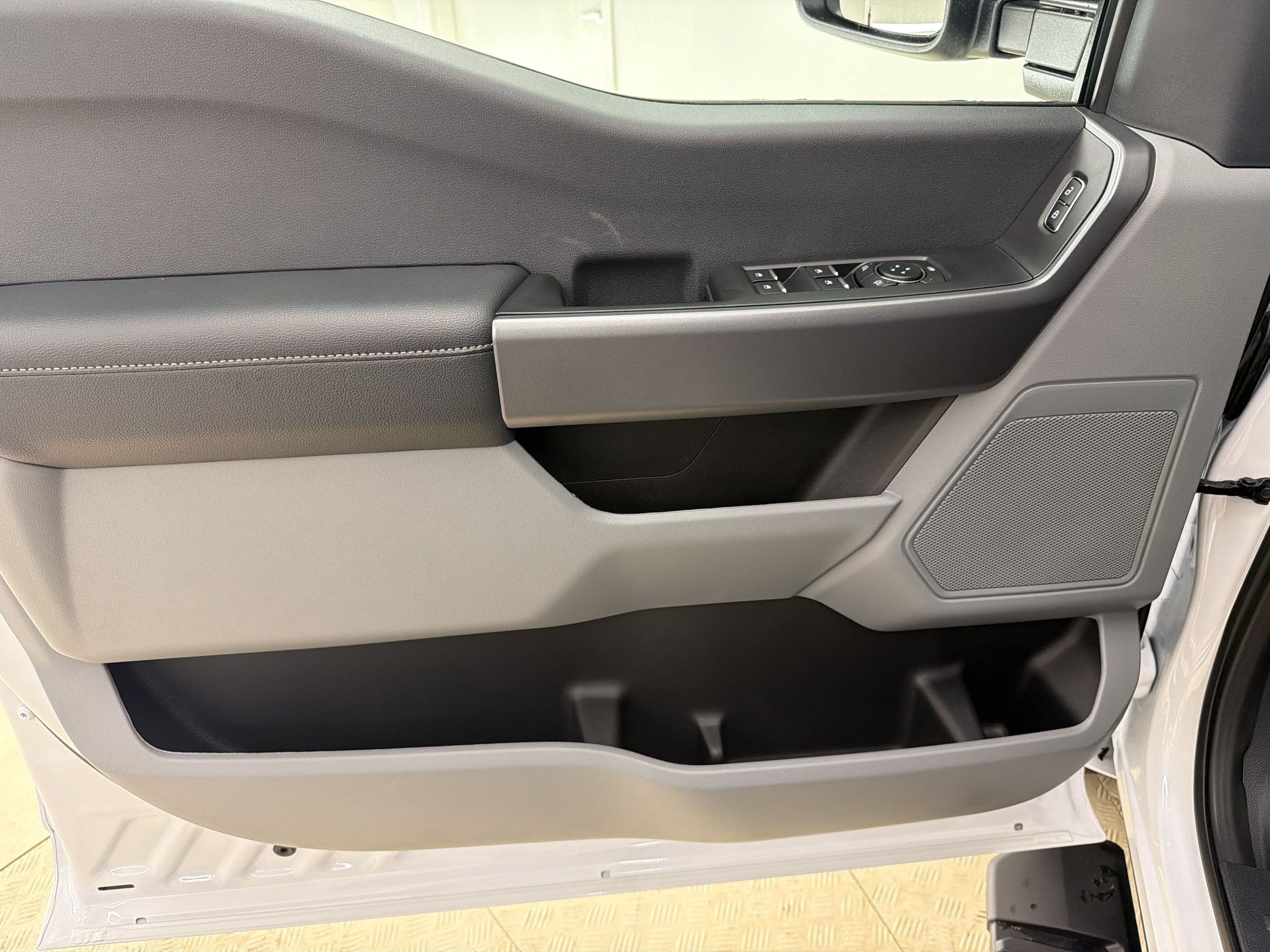 New 2026 Ford F250 XL w/ STX Appearance Package AWD/4WD image 13