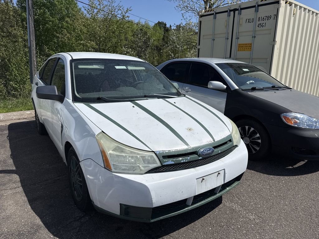 Used 2008 Ford Focus SE FWD image 2