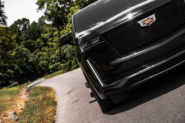 Used 2021 Cadillac Escalade ESV Sport w/ Driver Assist Tech Package RWD image 7