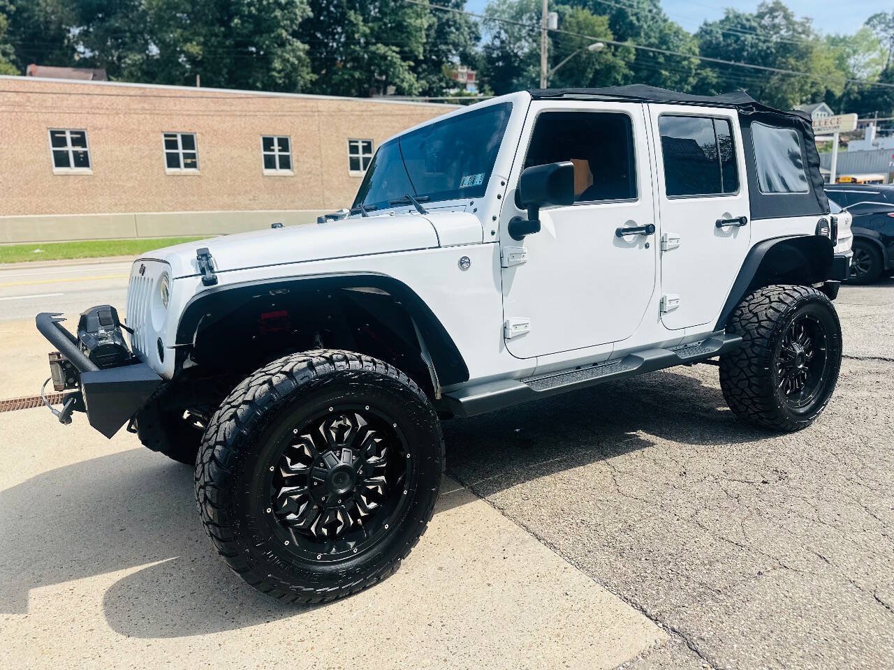 Used 2016 Jeep Wrangler Unlimited Sport w/ Quick Order Package 24S AWD/4WD image 1