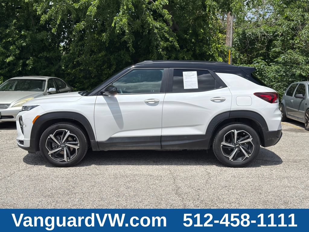 Used 2023 Chevrolet TrailBlazer RS w/ Sun and Liftgate Package FWD image 5