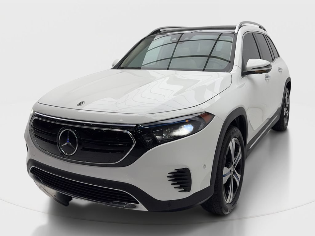 Used 2023 Mercedes-Benz EQB 350 4MATIC SUV w/ Pinnacle Package image 4