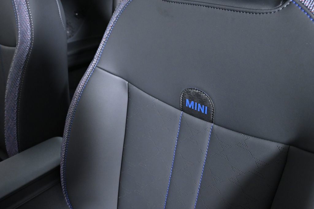 Certified 2025 MINI Cooper S image 25