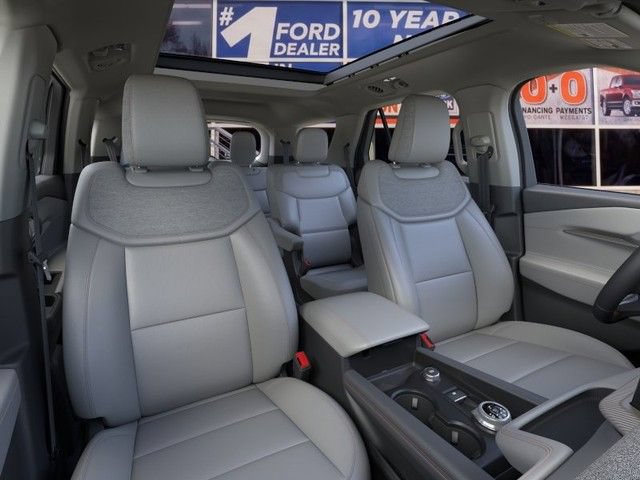 New 2026 Ford Explorer Active w/ Active Comfort Package AWD/4WD image 10