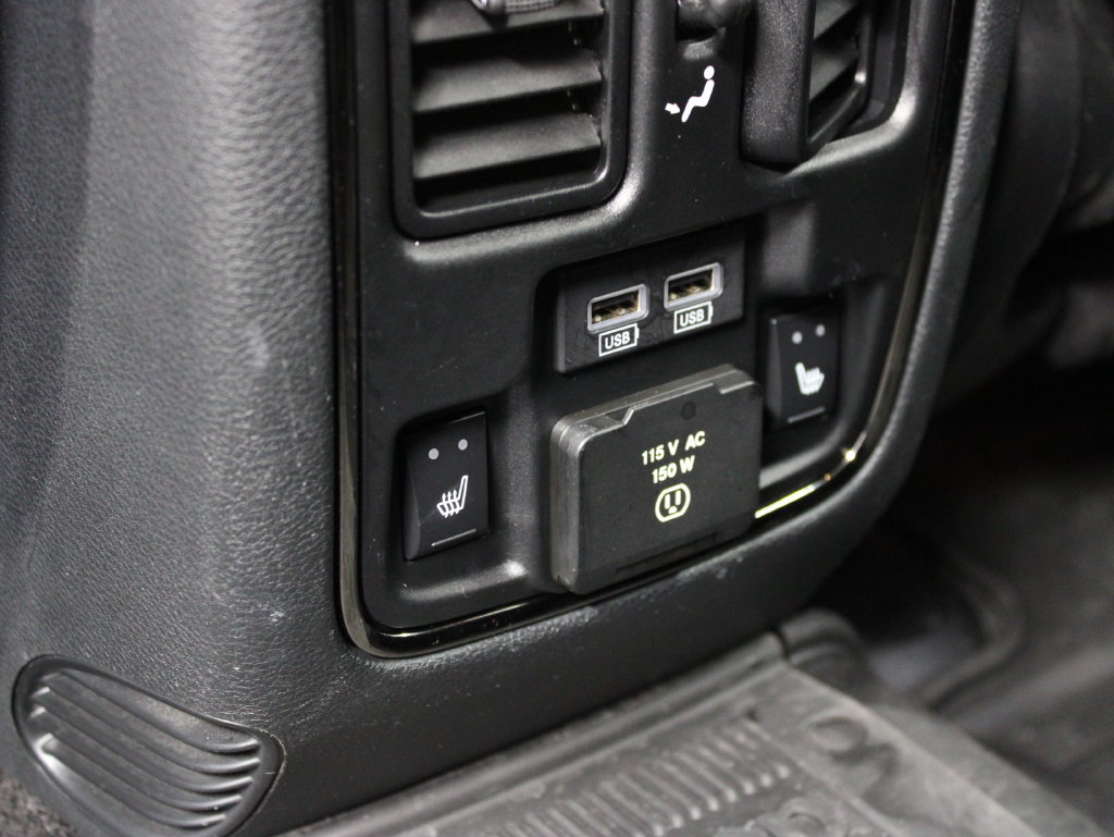 Used 2018 Jeep Grand Cherokee High Altitude AWD/4WD image 18