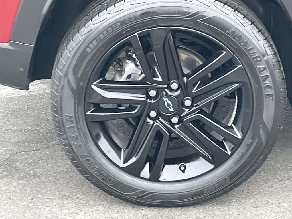 Used 2024 Chevrolet Trax ACTIV w/ Sunroof Package image 13