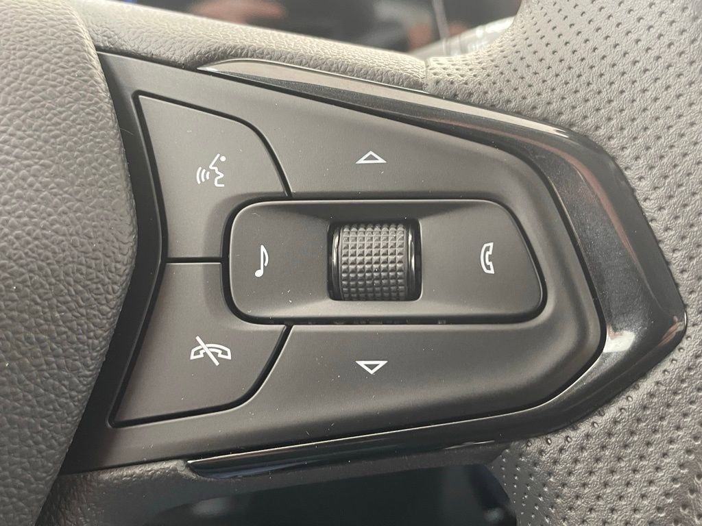 New 2026 Chevrolet Trax LT FWD image 27