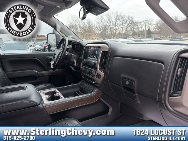 Used 2018 GMC Sierra 3500 Denali w/ Duramax Plus Package image 12