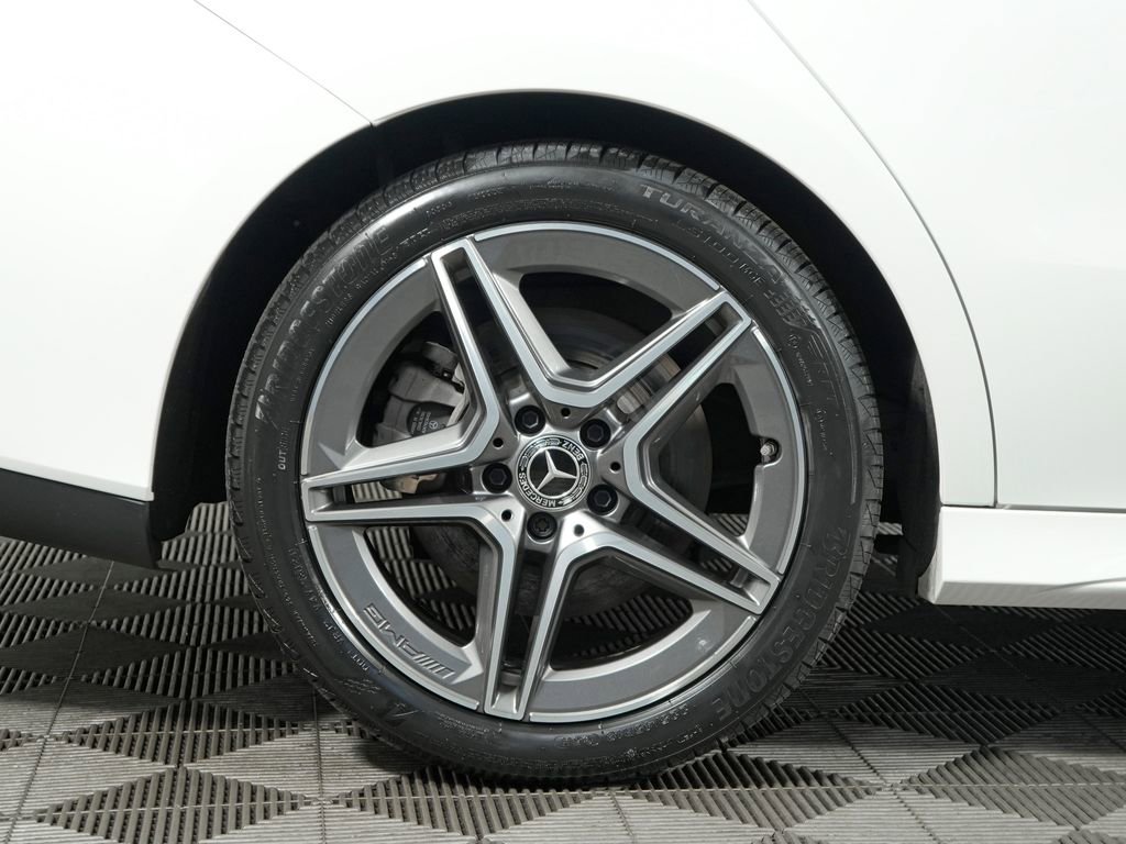 Certified 2022 Mercedes-Benz CLA 250 4MATIC image 11