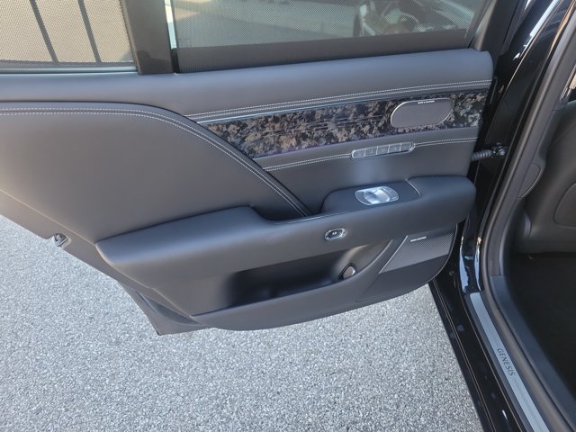 Used 2024 Genesis G90 3.5T AWD/4WD image 14