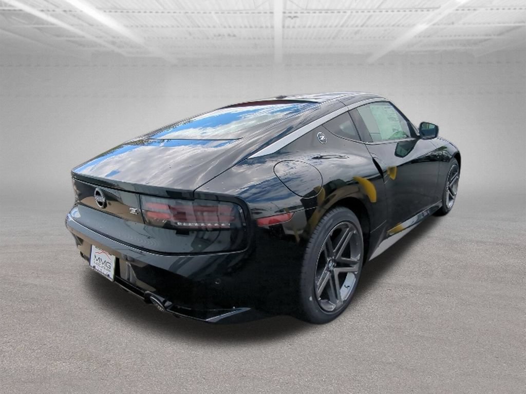 New 2026 Nissan Z Sport w/ Floor Mat Package RWD image 4