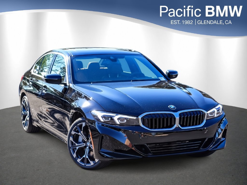 New 2026 BMW 330i Sedan w/ Convenience Package RWD image 1