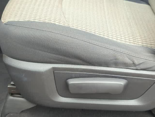 Used 2012 RAM 1500 Express RWD image 17