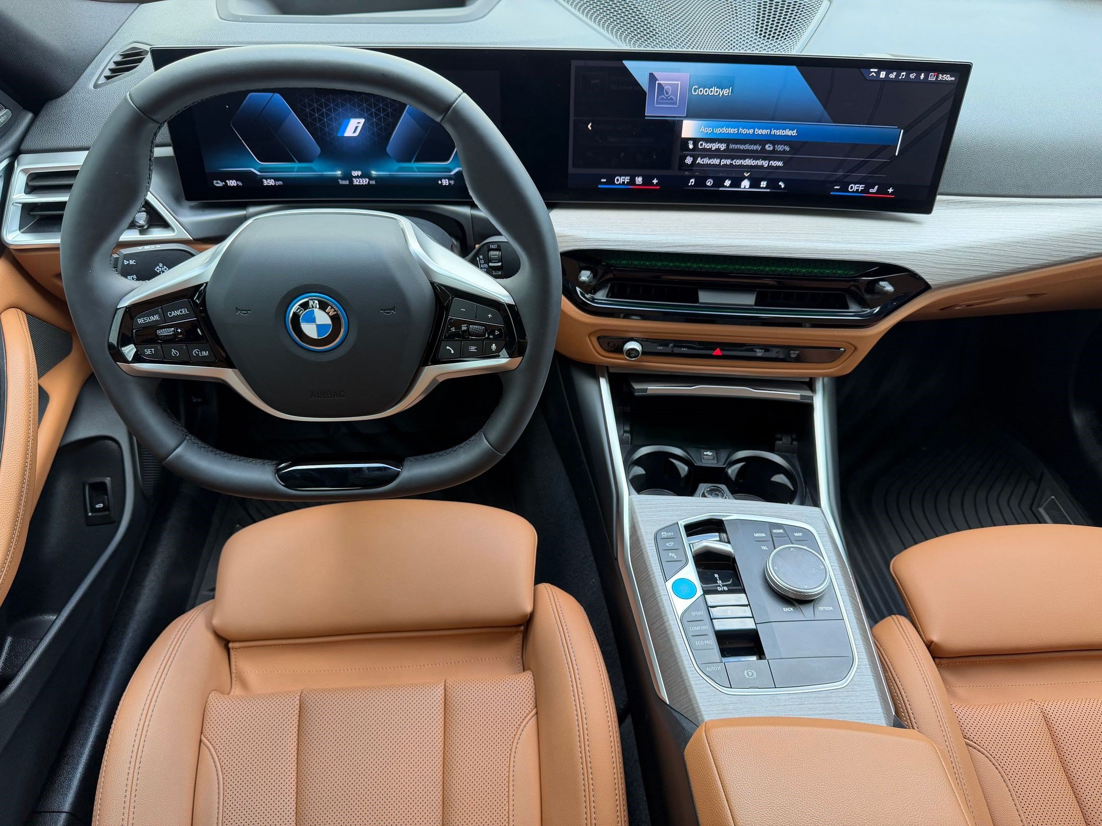 Certified 2025 BMW i4 eDrive40 w/ Premium Package RWD image 24