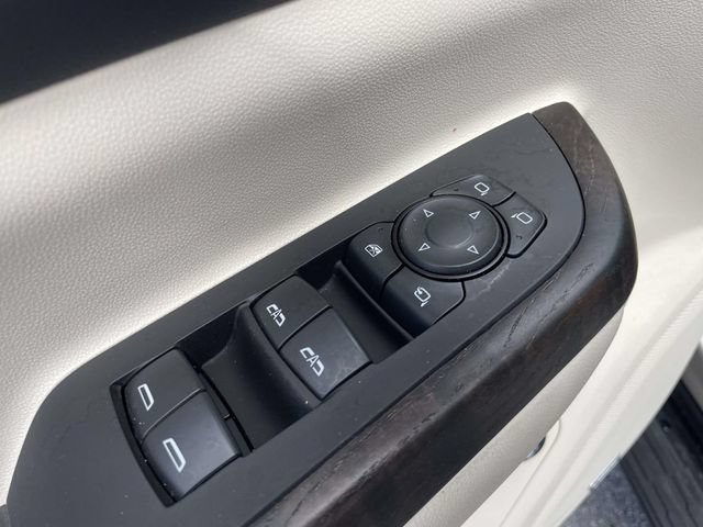 Certified 2022 GMC Acadia Denali w/ Denali Ultimate Package AWD/4WD image 15