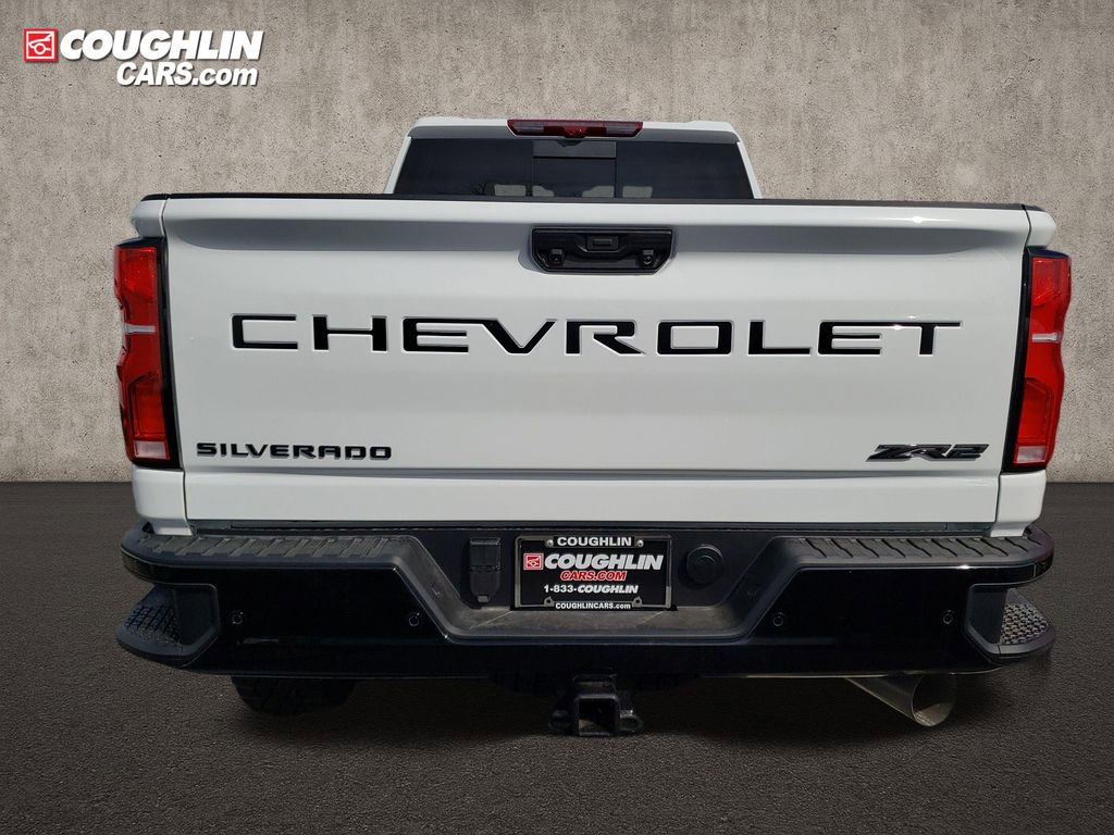 New 2026 Chevrolet Silverado 2500 ZR2 w/ LPO, Dark Essentials Package image 4