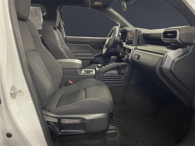 Used 2025 Toyota 4Runner SR5 AWD/4WD image 15