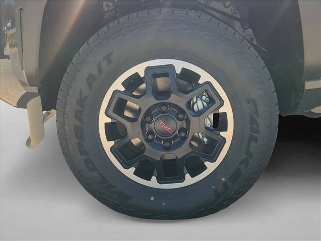 Certified 2026 Toyota Tacoma TRD Off-Road w/ TRD Off Road Upgrade Package AWD/4WD image 8