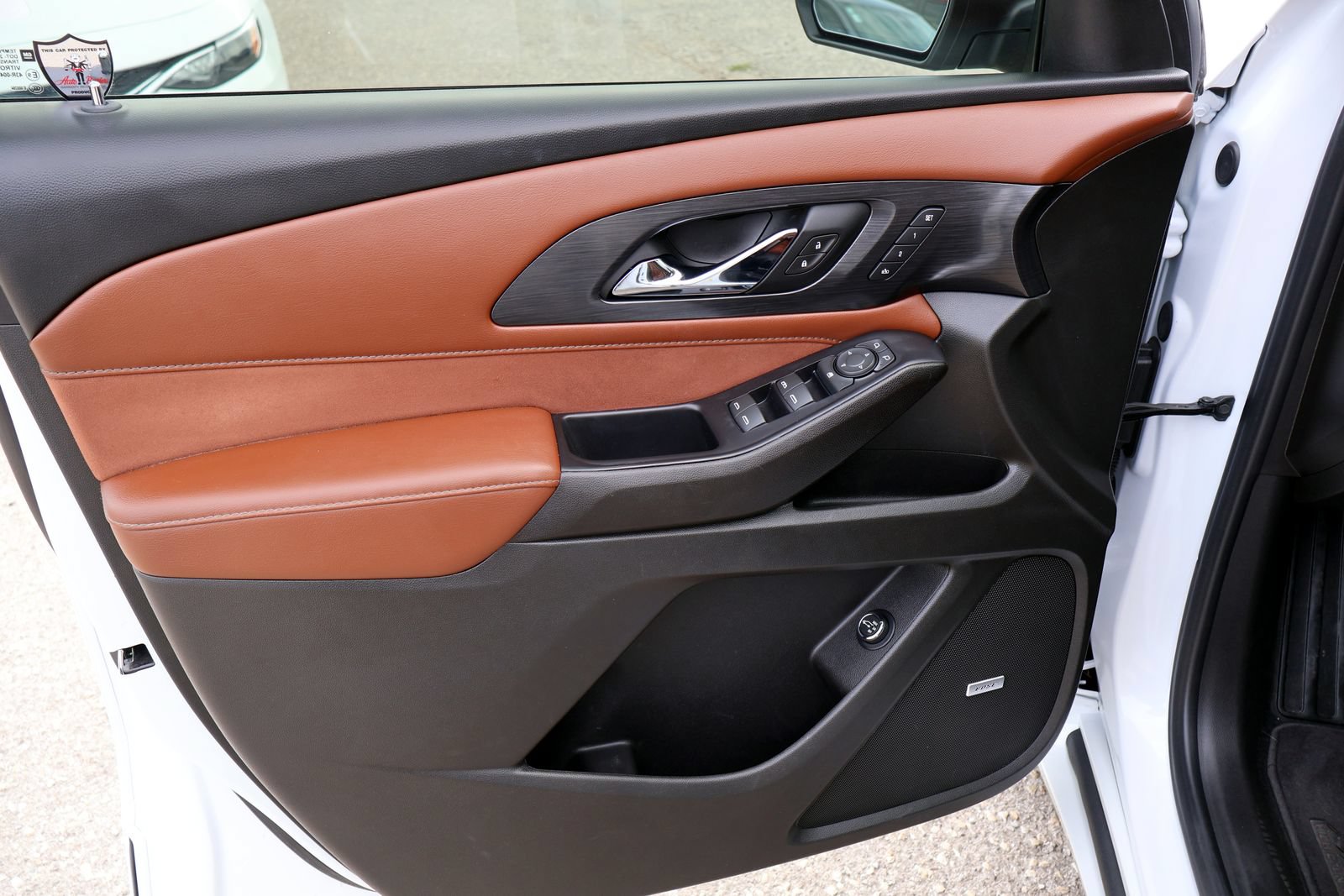Used 2021 Chevrolet Traverse High Country FWD image 19