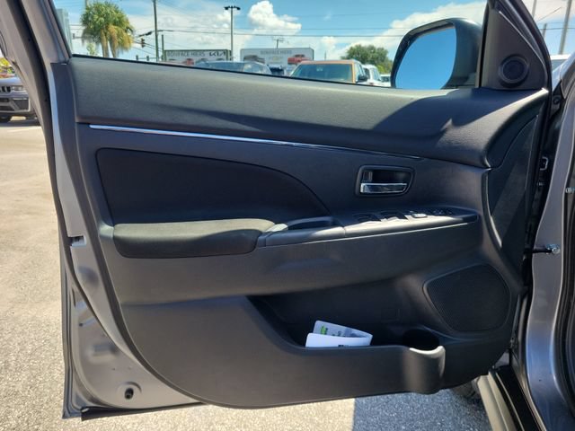 Used 2026 Mitsubishi Outlander Sport ES AWD/4WD image 17