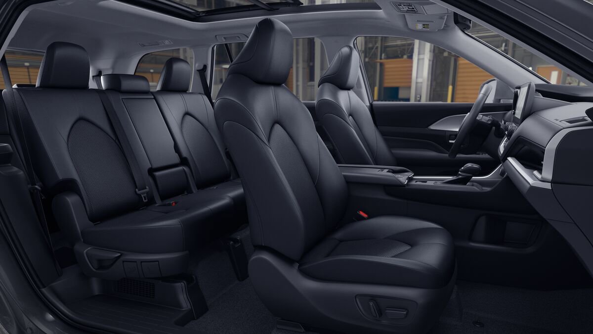 New 2026 Toyota Grand Highlander XLE image 23