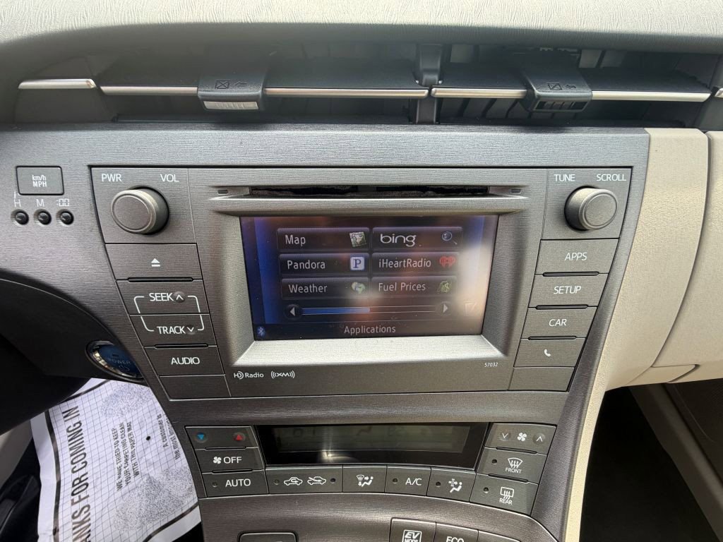 Used 2015 Toyota Prius Three FWD image 20