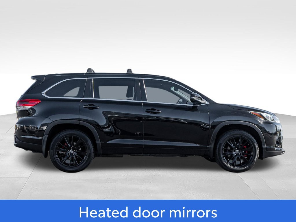 Used 2017 Toyota Highlander SE AWD/4WD image 8