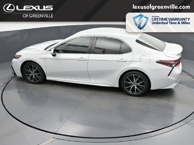 Used 2023 Toyota Camry SE w/ Convenience Package FWD image 48