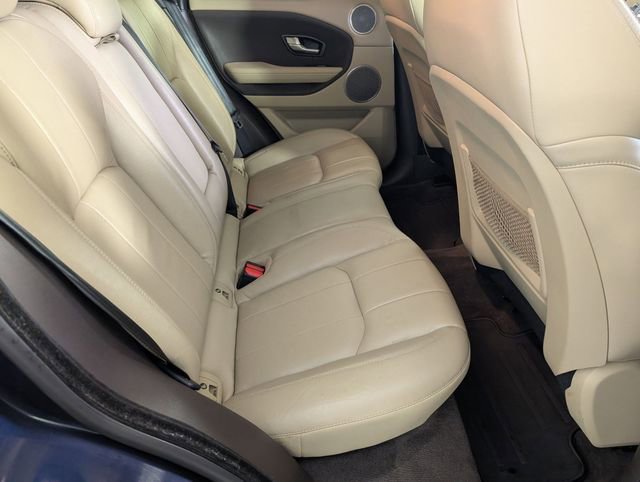 Used 2016 Land Rover Range Rover Evoque SE image 27