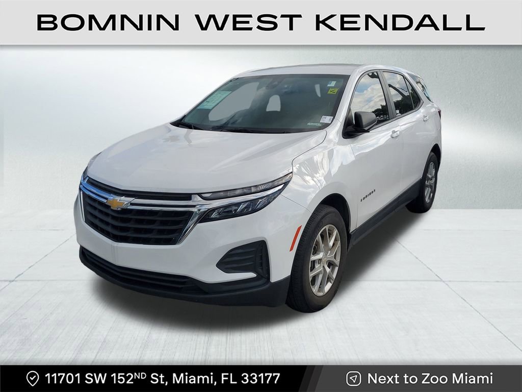 Used 2023 Chevrolet Equinox LS image 3