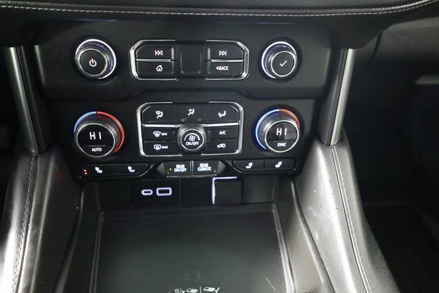 Used 2021 Chevrolet Suburban Z71 image 18