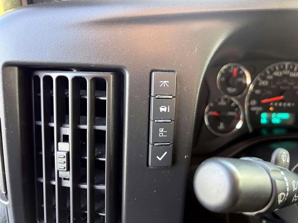 Used 2024 Chevrolet Express 2500 w/ Driver Convenience Package image 21