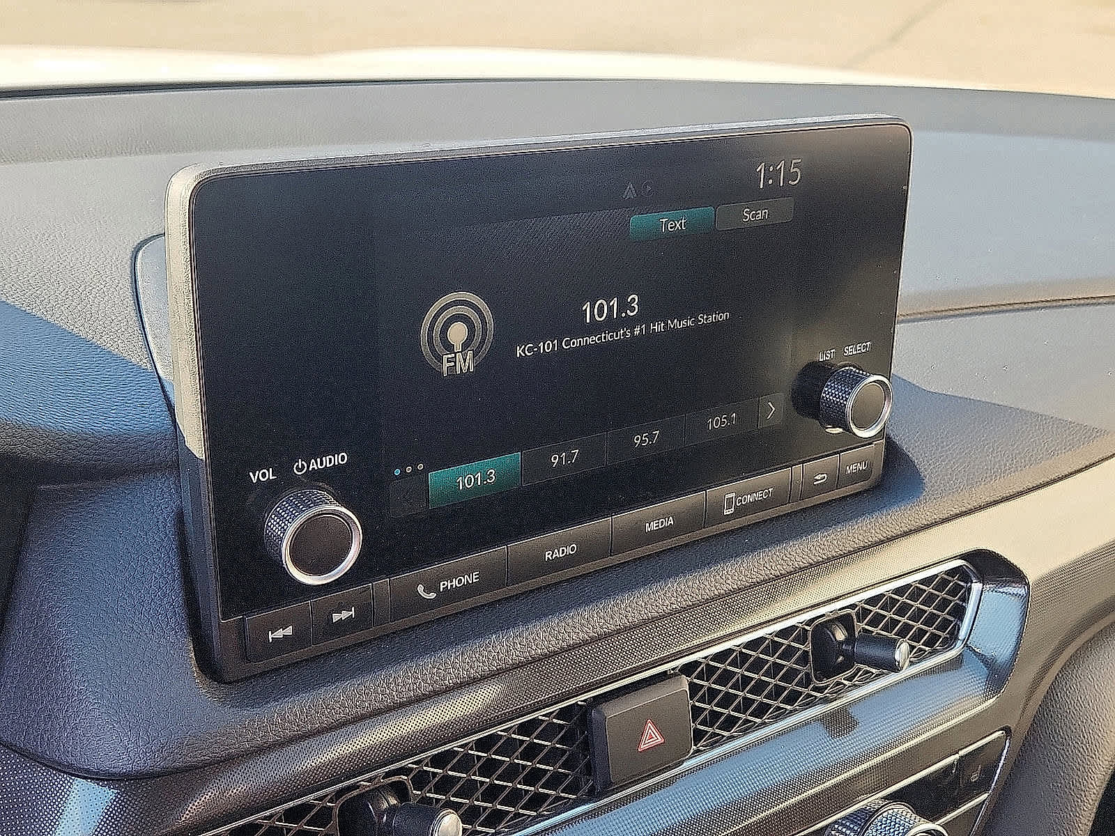 Certified 2025 Acura Integra A-Spec FWD image 18