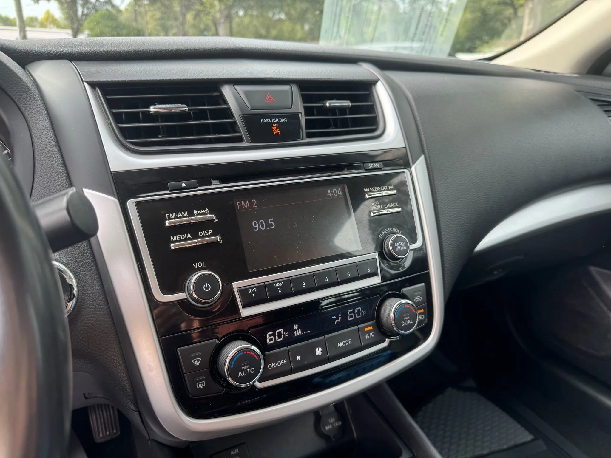 Used 2018 Nissan Altima 2.5 SV image 13