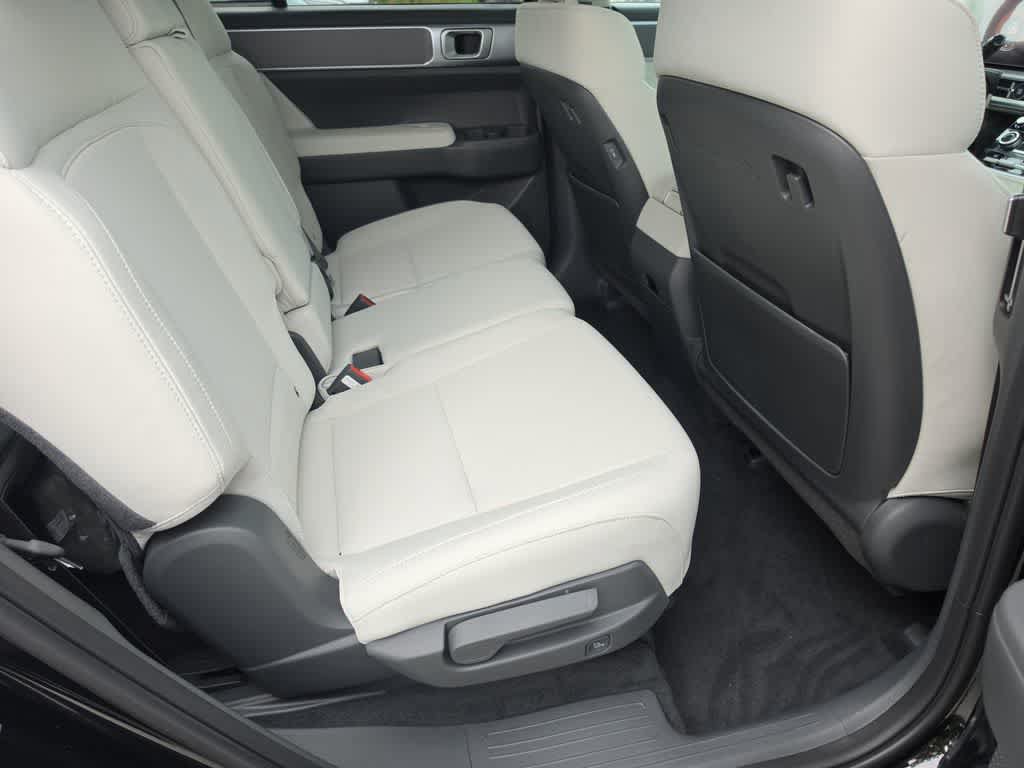 New 2027 Hyundai Santa Fe SE FWD image 21