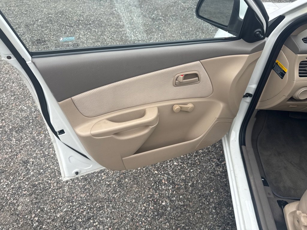 Used 2009 Kia Rio LX image 18