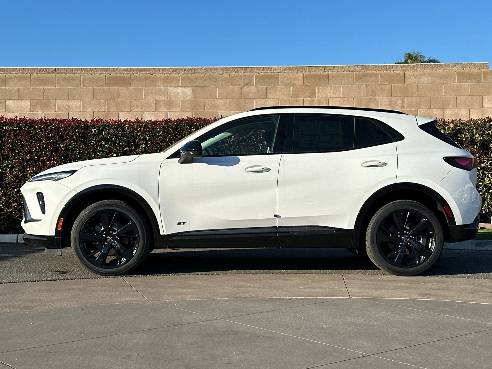 New 2026 Buick Envision Sport Touring image 7