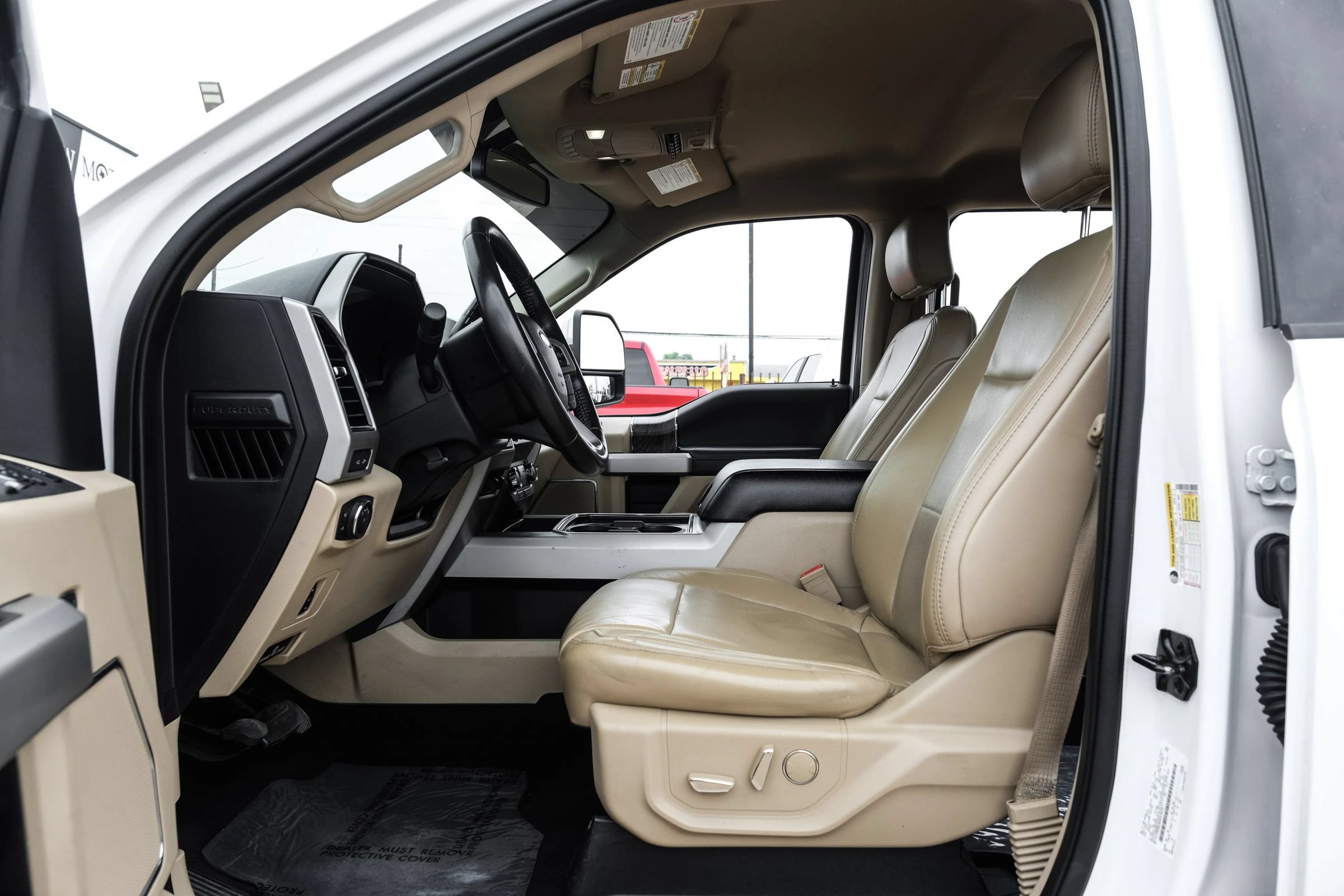 Used 2019 Ford F250 Lariat w/ Chrome Package AWD/4WD image 7
