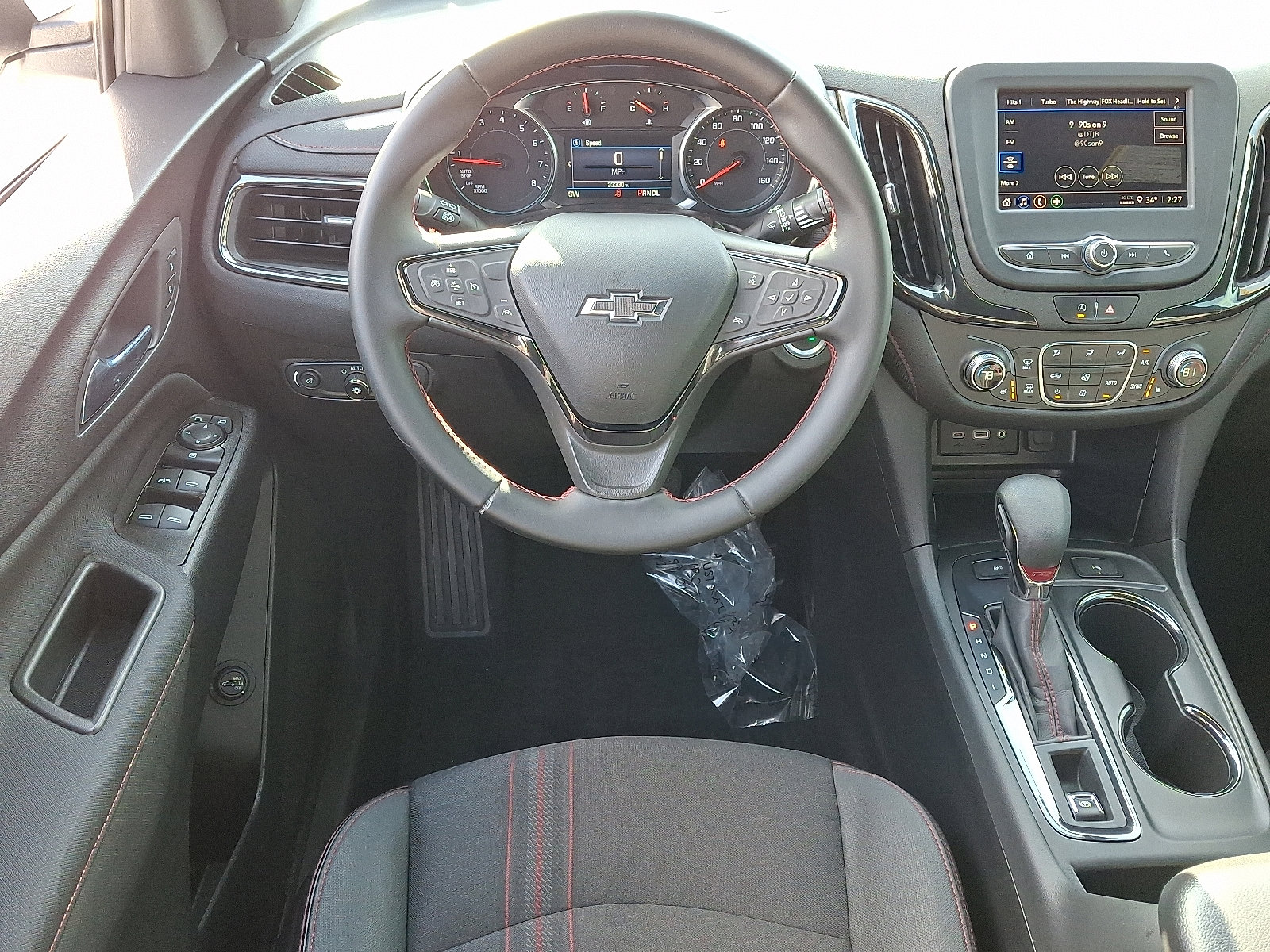 Used 2023 Chevrolet Equinox RS AWD/4WD image 12