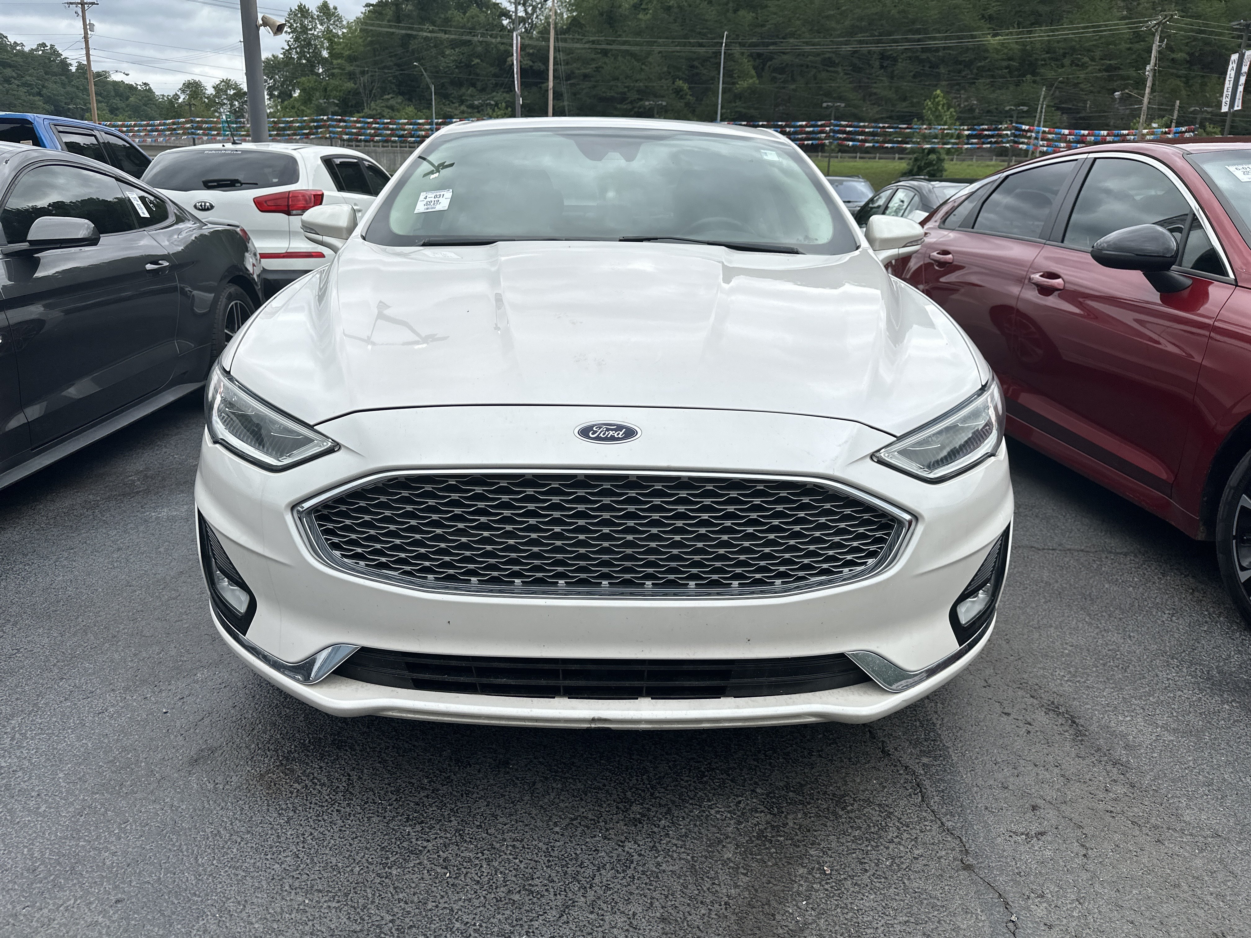 Used 2019 Ford Fusion Titanium FWD image 2
