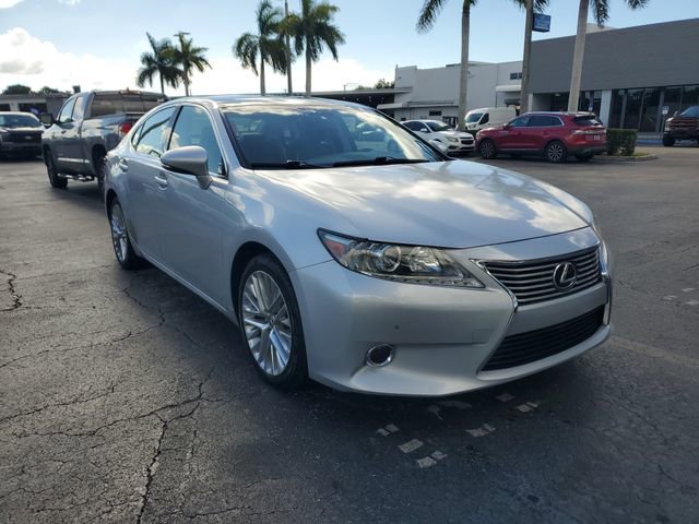Used 2013 Lexus ES 350 image 2