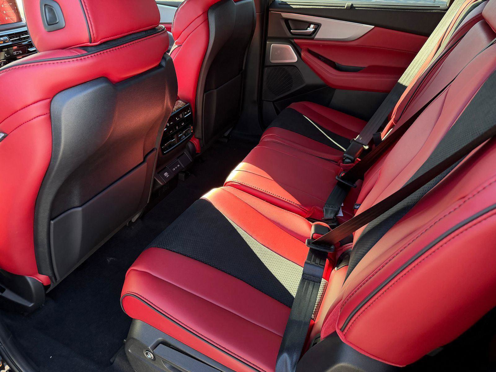 New 2026 Acura MDX A-Spec image 3