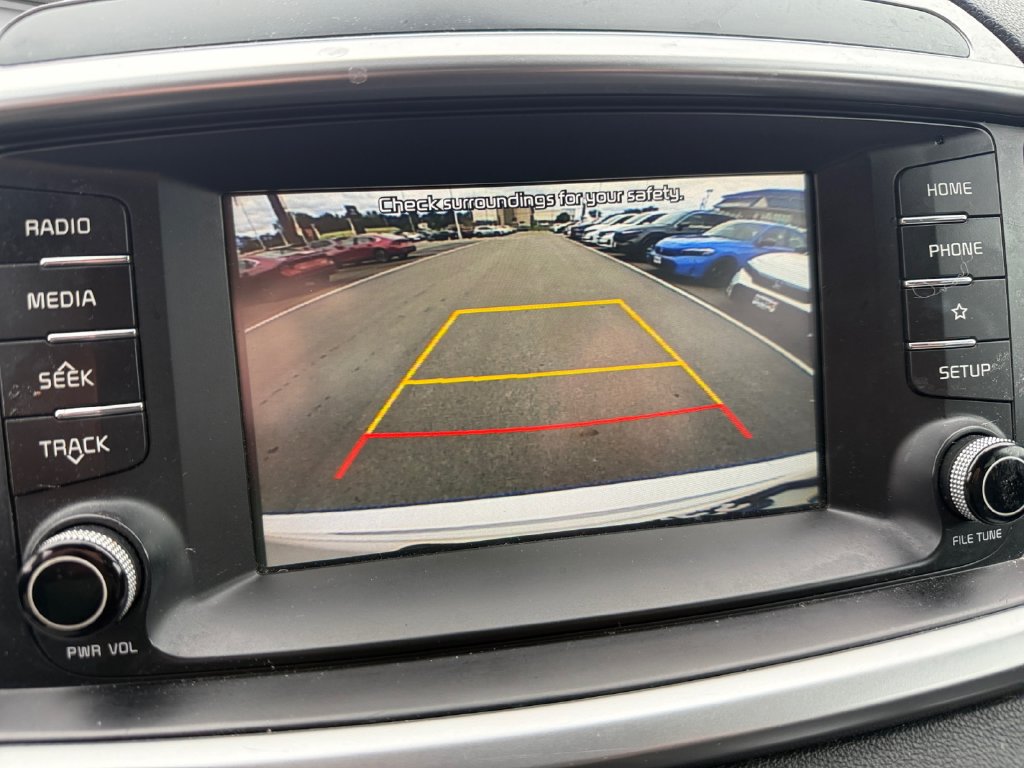 Used 2020 Kia Sorento L FWD image 22