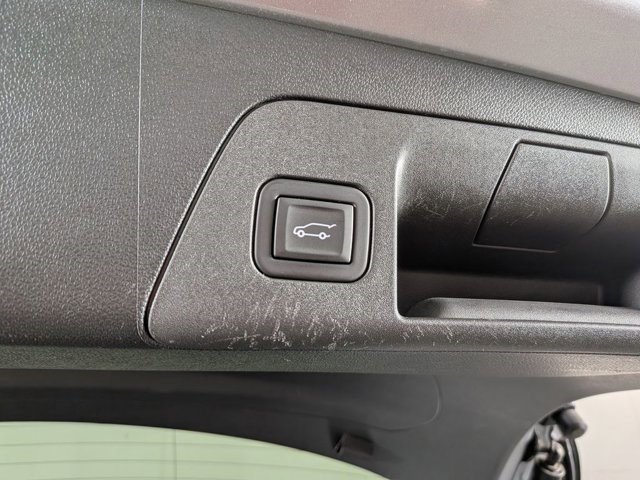 Certified 2023 Buick Envision Preferred w/ Sport Touring Package image 12