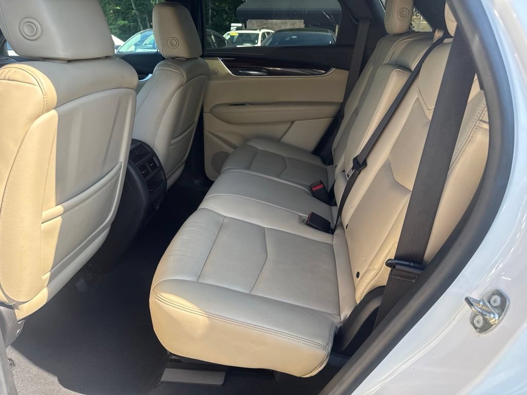 Used 2017 Cadillac XT5 Luxury AWD/4WD image 36