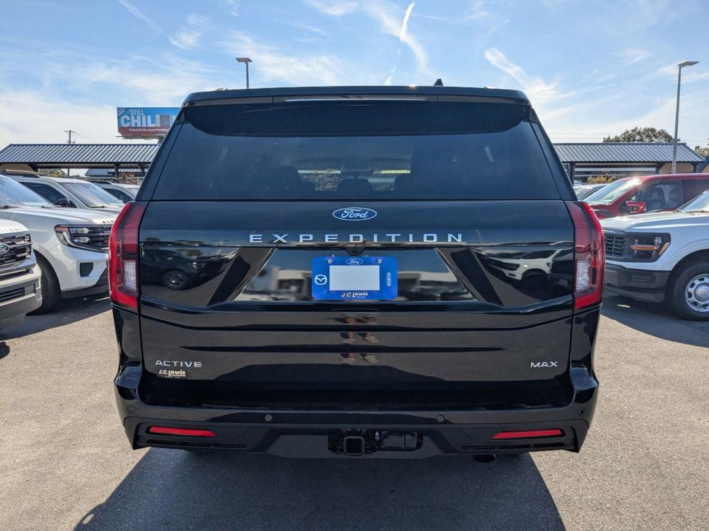 New 2025 Ford Expedition Max Active RWD image 5
